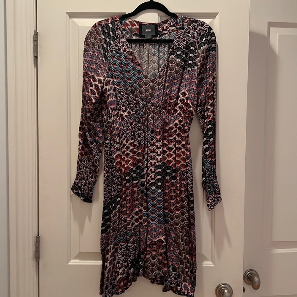 Anthropologie Maeve, v neck, long sleeved dress. Excellent condition.